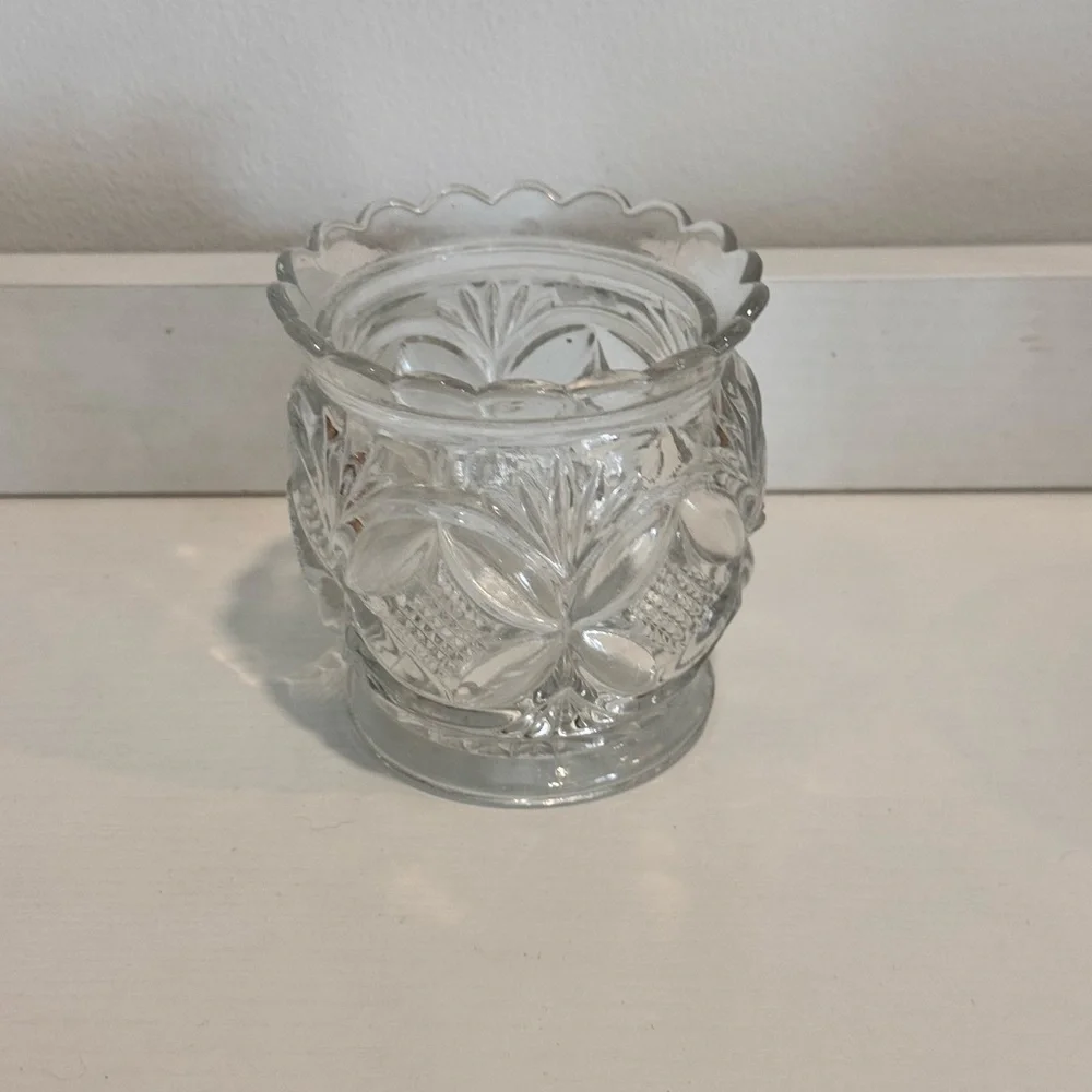 Westmoreland Glass company open sugar bow ELITE PATTERN. VINTAGE - Picture 2 of 3